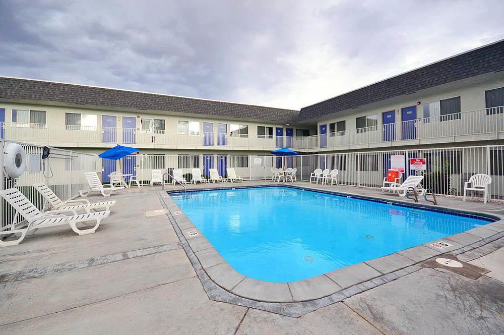 Motel 6-Laramie, WY Einrichtungen foto
